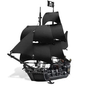 875 Pcs Pirates of the Caribbean Building Blocks - The Black Pearl Ship (Free 6 figures) - Golonzo -                                                                             