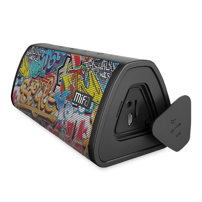 Portable Bluetooth Loudspeaker with Graffiti Art-Speakers-Golonzo