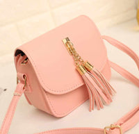 Women Messenger Shoulder Handbag With Tassel-Handbags-Golonzo