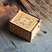 Wooden Hand Crank Queen Music Box Game Of Thrones Dragon Ball TO MY Goigeous Wife Theme Music Box-Music Boxes-Golonzo